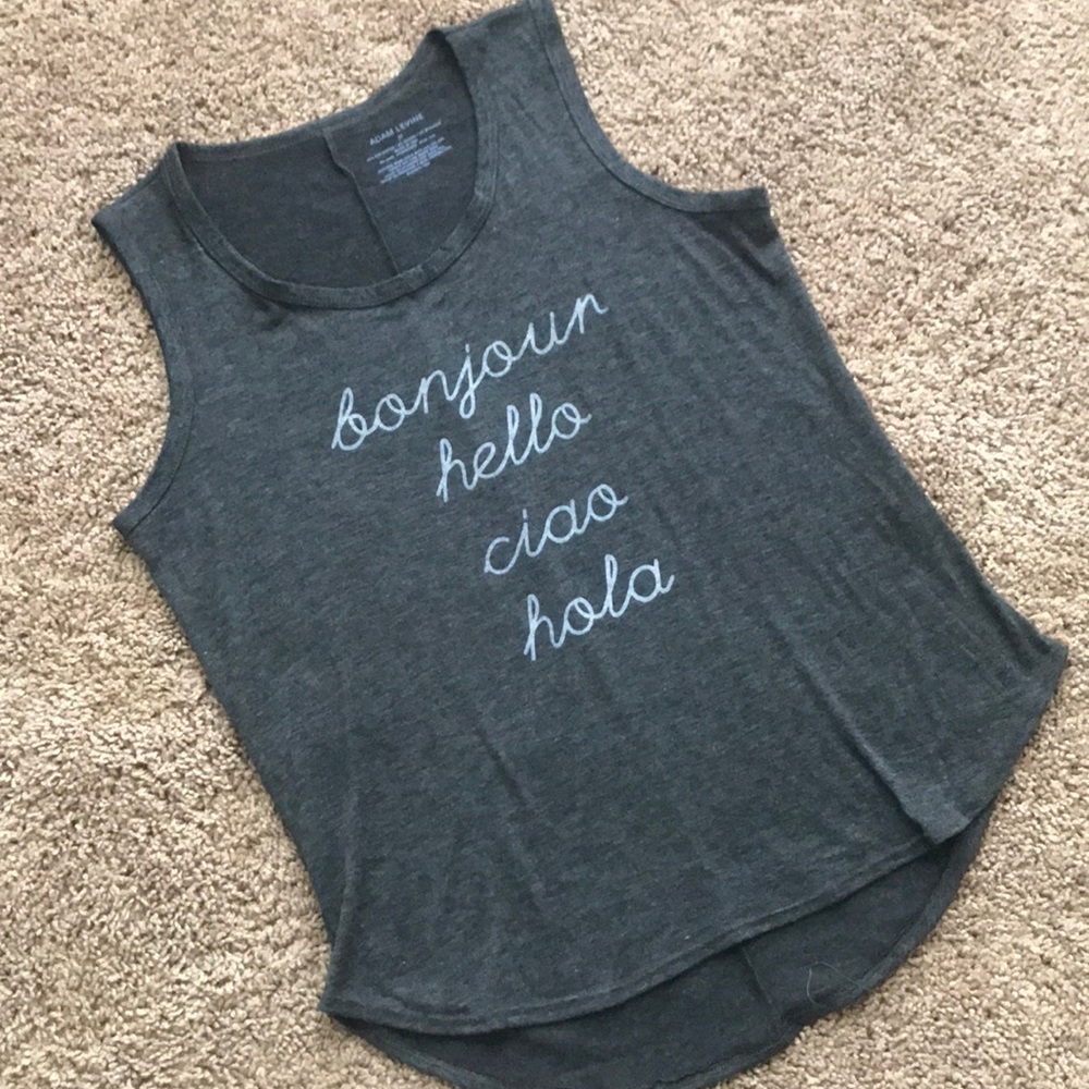 Graphic tank
